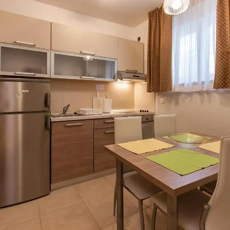بيت ضيافة Filipovic 3*